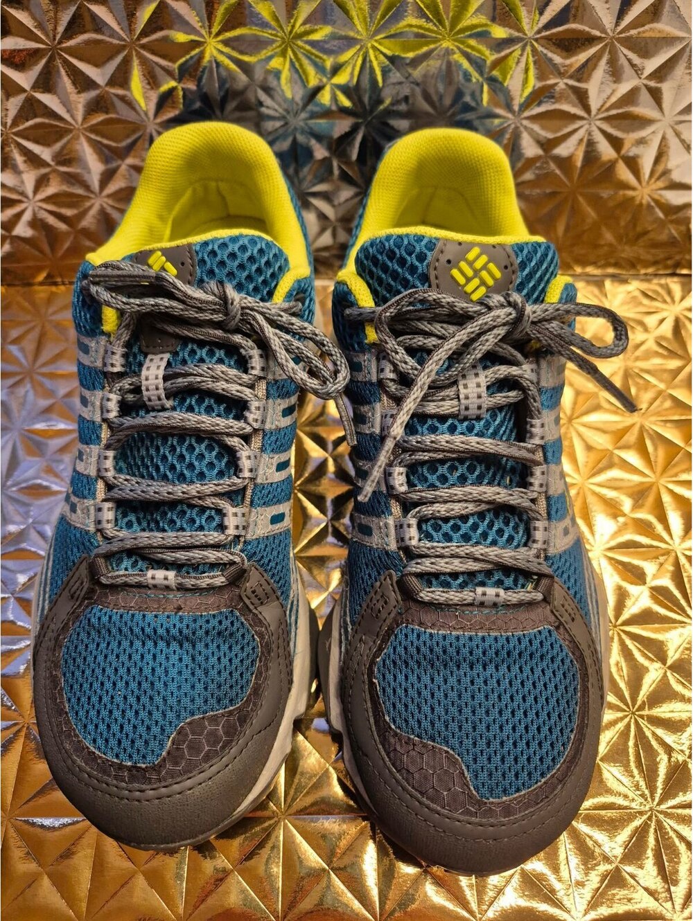 Columbia Peak Freak Low OutDry Waterproof Hiking Trail Shoes Women's 8